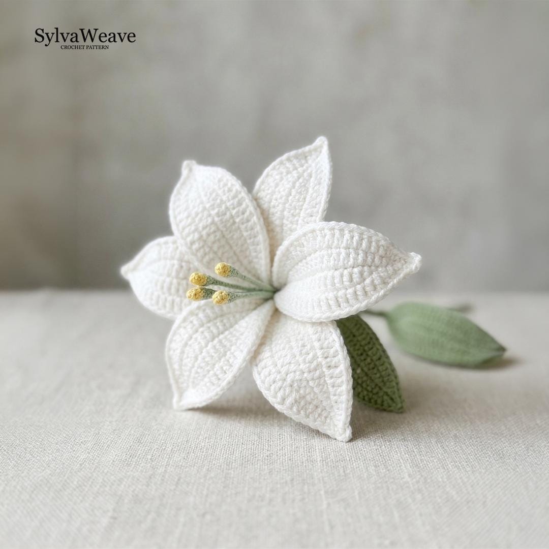 Lily Crochet Flower Pattern PDF with Video Tutorial, Elegant Bouquet DIY Gift