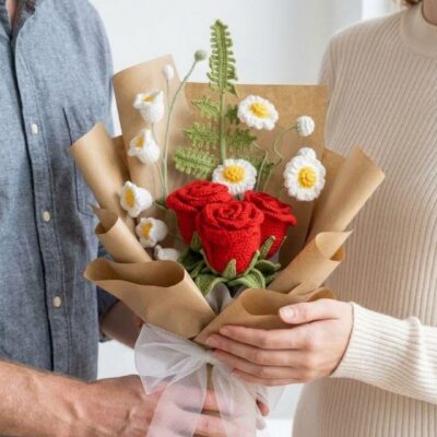 Crochet Rose Flower Bouquet, Everlasting Yarn Blooms, Hand-Knit Home Decoration, Anniversary Gift, Wedding Flora Arrangement