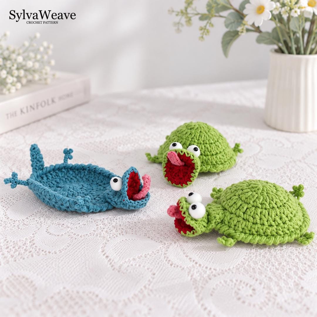 Handmade Lizard Crochet Coaster - Image 5
